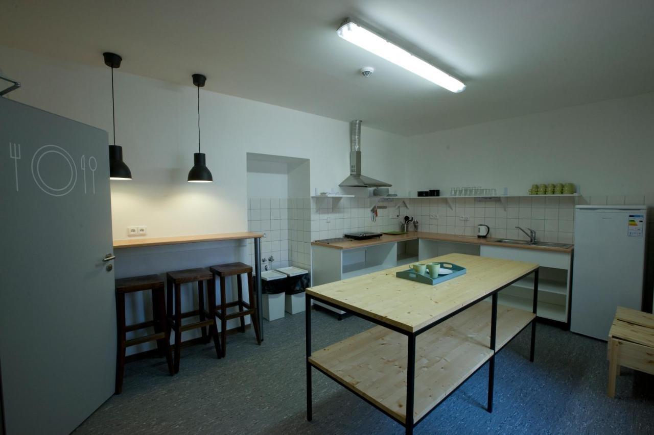 Hostel U Zlateho Kohouta Kroměříž Kültér fotó